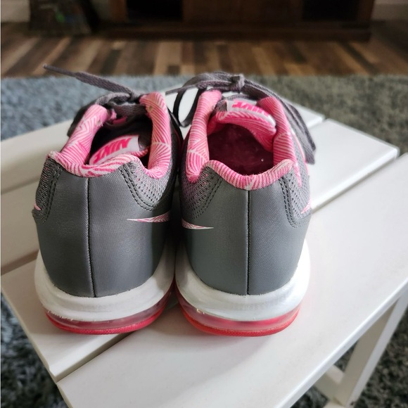 Nike Air Max Dynasty, Size 8.5, Grey/Pink, LIKE NEW - Picture 5 of 5